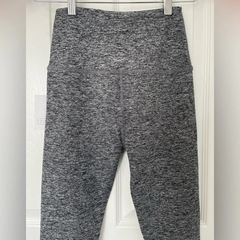 Beyond Yoga capri (S) - Picture 9 of 13